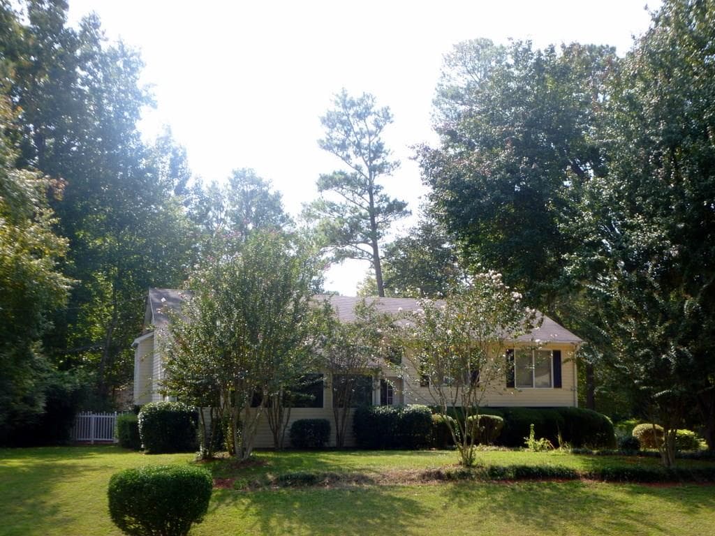 4810 Highpoint Drive, Marietta, GA 30066 — most recent listing photo