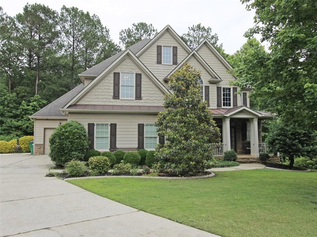 5 bedroom, 4,326 sq ft single family residence sold at 824 GOLDEN WOOD Trace, Canton, GA 30114