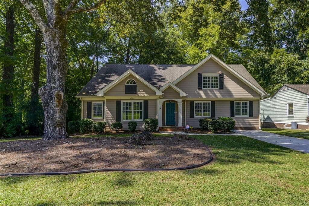 3 bedroom, 2,032 sq ft single family residence sold at 863 Gresham Avenue, Atlanta, GA 30316