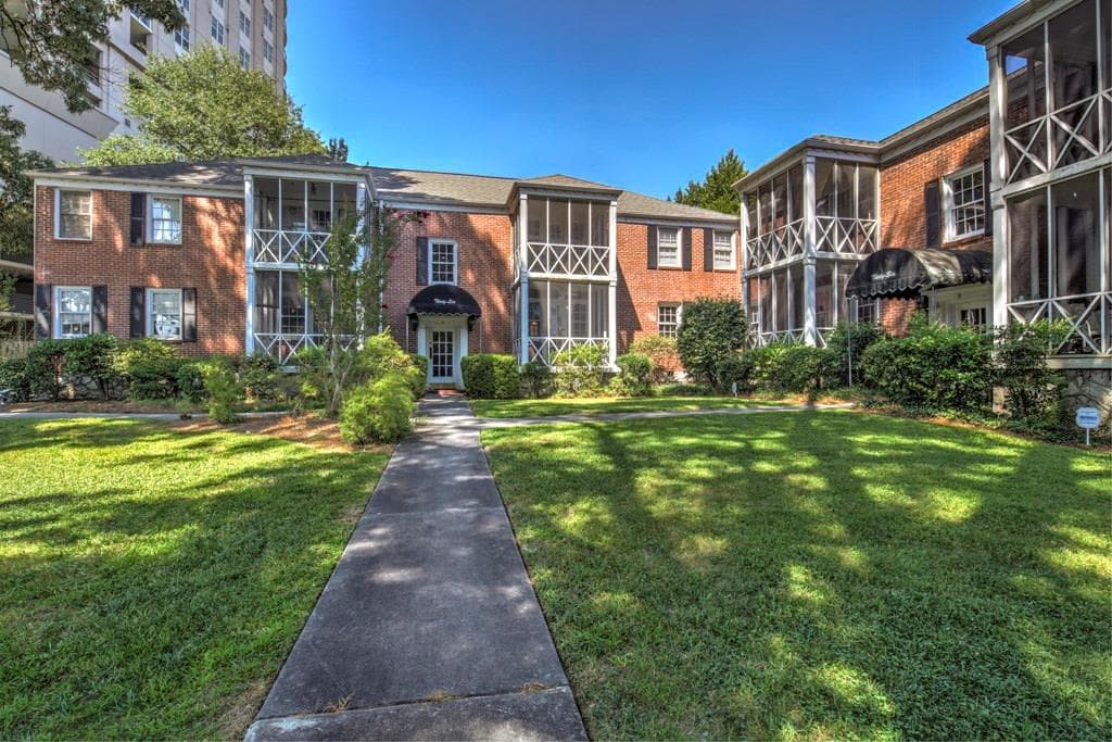 2 bedroom, 1,036 sq ft condominium sold at 36 Sheridan Drive A2, Atlanta, GA 30305