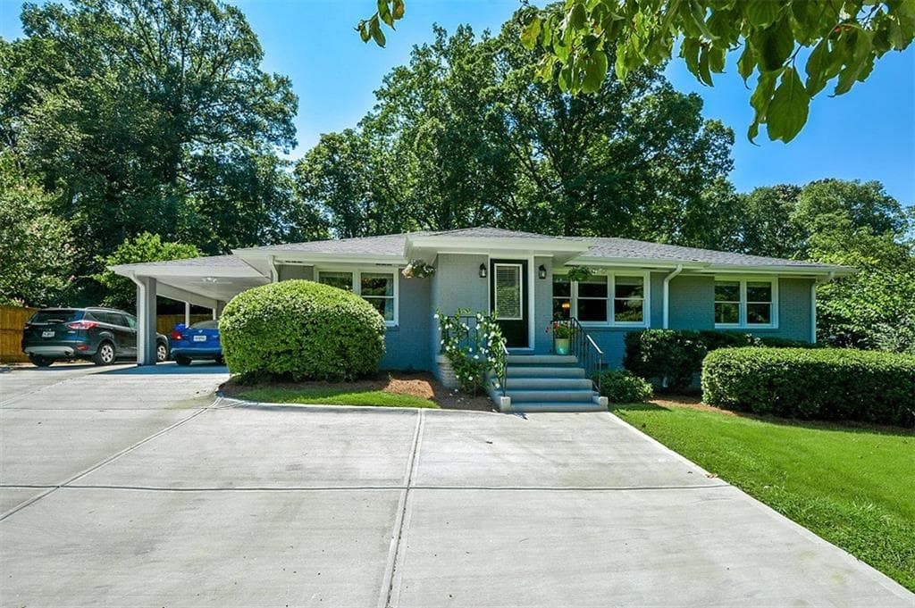 4 bedroom, 2,350 sq ft single family residence sold at 2413 Lavista Road, Atlanta, GA 30329