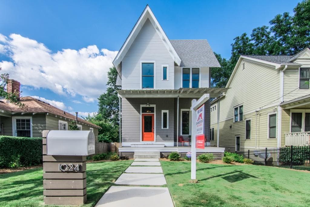 3 bedroom, 1,931 sq ft single family residence sold at 1024 Manigault Street, Atlanta, GA 30316