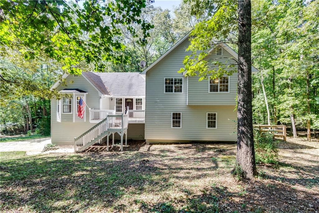 5 bedroom, 2,584 sq ft single family residence sold at 1515 Sandpiper Drive, Woodstock, GA 30189