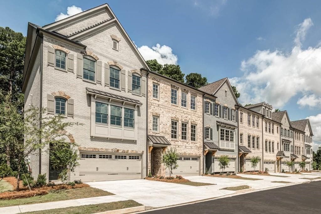 1868 Skyfall Circle 50, Brookhaven, GA 30319 — most recent listing photo