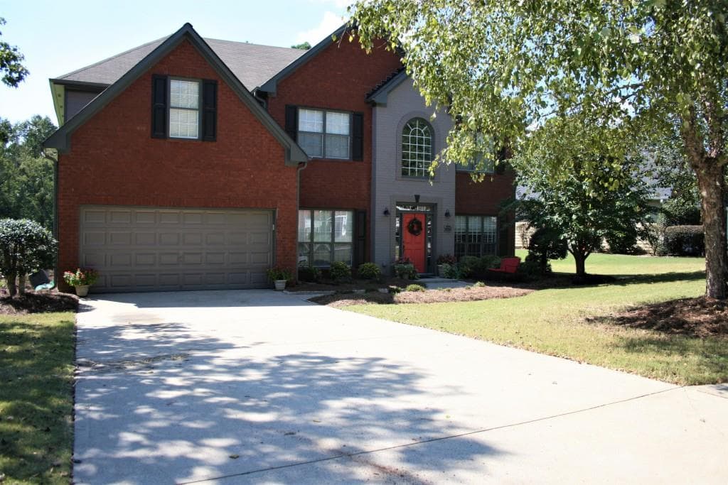 5 bedroom, 3,146 sq ft single family residence sold at 1920 Spring Mist Terrace, Lawrenceville, GA 30043