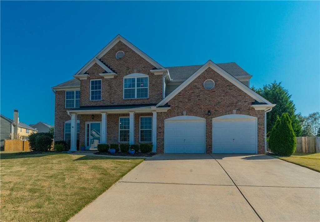 5 bedroom, 3,152 sq ft single family residence sold at 6700 Grand Magnolia Drive, Sugar Hill, GA 30518