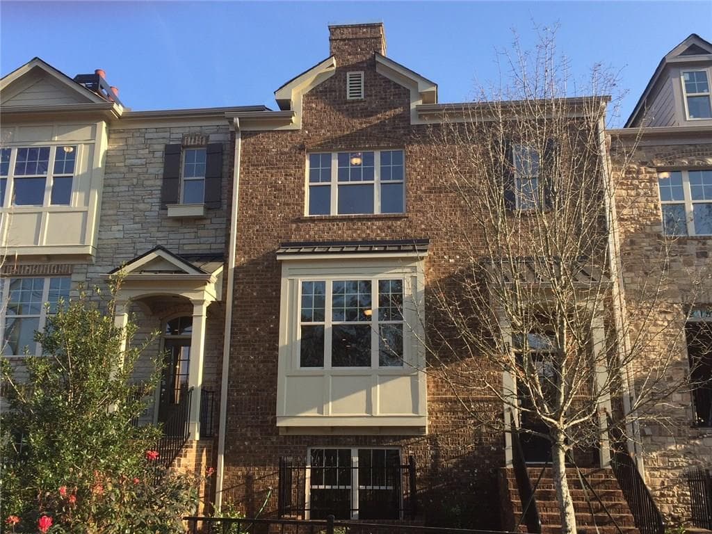 4 bedroom, 2,536 sq ft townhouse sold at 2624 Vintage Drive, Alpharetta, GA 30009