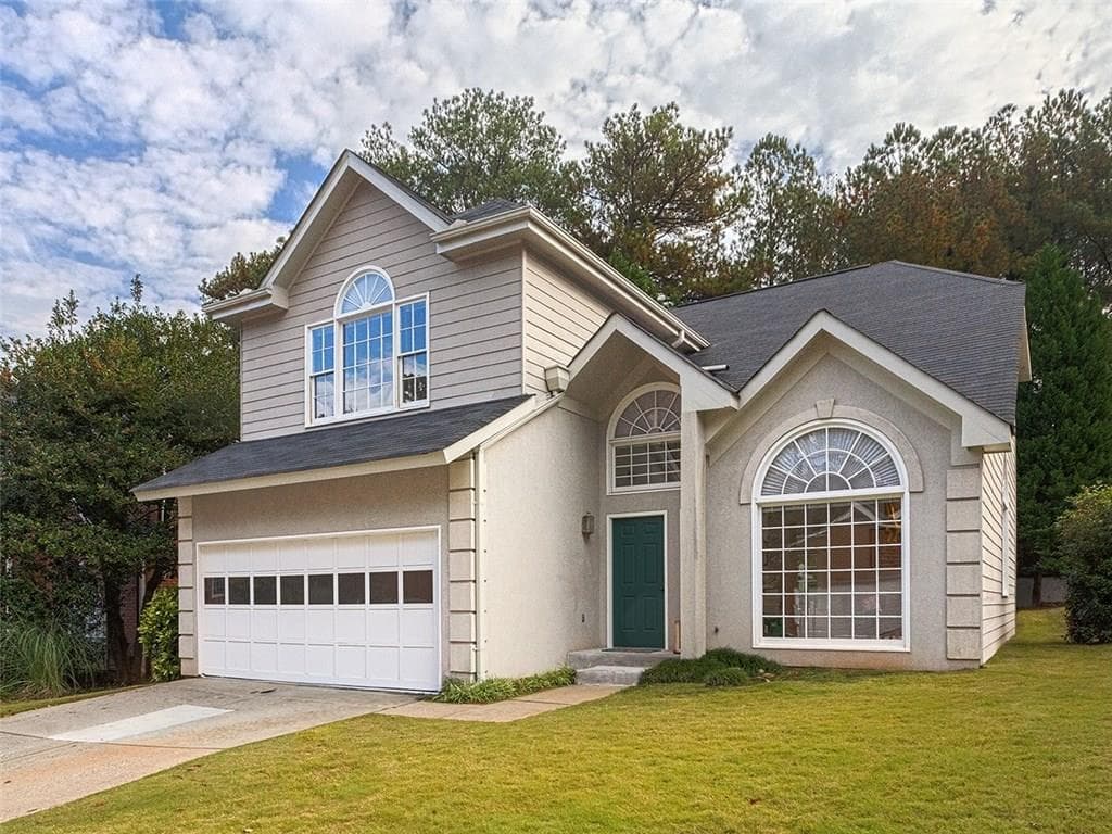 3 bedroom, 1,922 sq ft single family residence sold at 1527 Laurel Park Circle, Atlanta, GA 30329