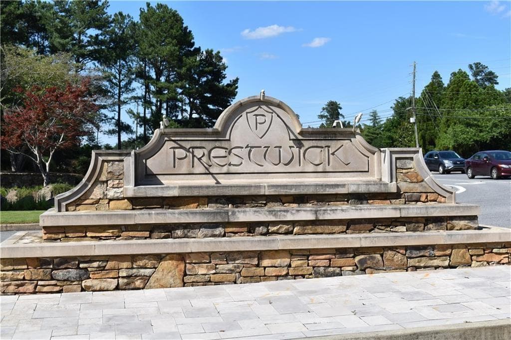 single family residence sold at 9450 Prestwick Club Drive, Johns Creek, GA 30097