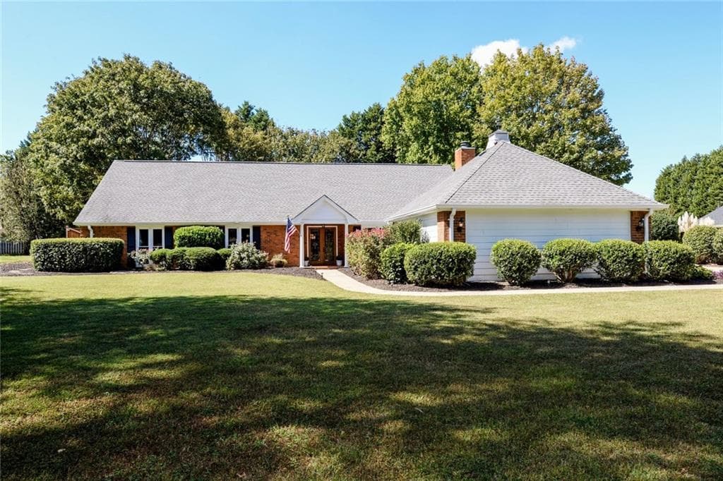 500 Saddle Lake Drive, Roswell, GA 30076 — most recent listing photo