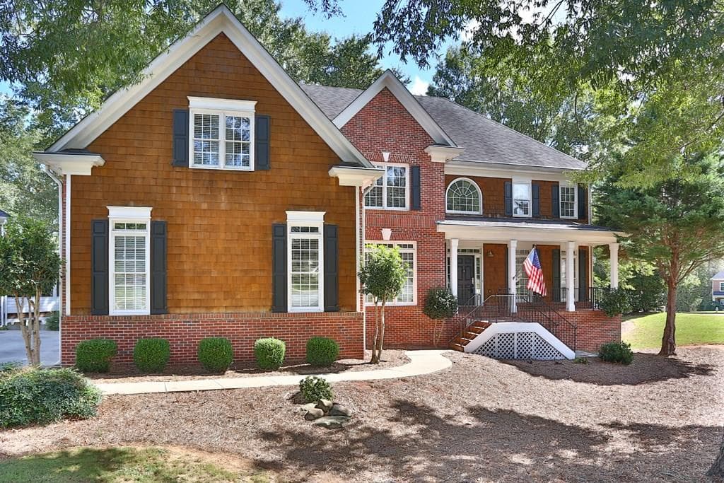 6 bedroom, 4,646 sq ft single family residence sold at 420 Seale Trail, Alpharetta, GA 30022