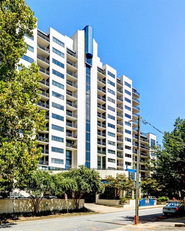 2 bedroom, 1,536 sq ft condominium sold at 1130 Piedmont Avenue 802, Atlanta, GA 30309