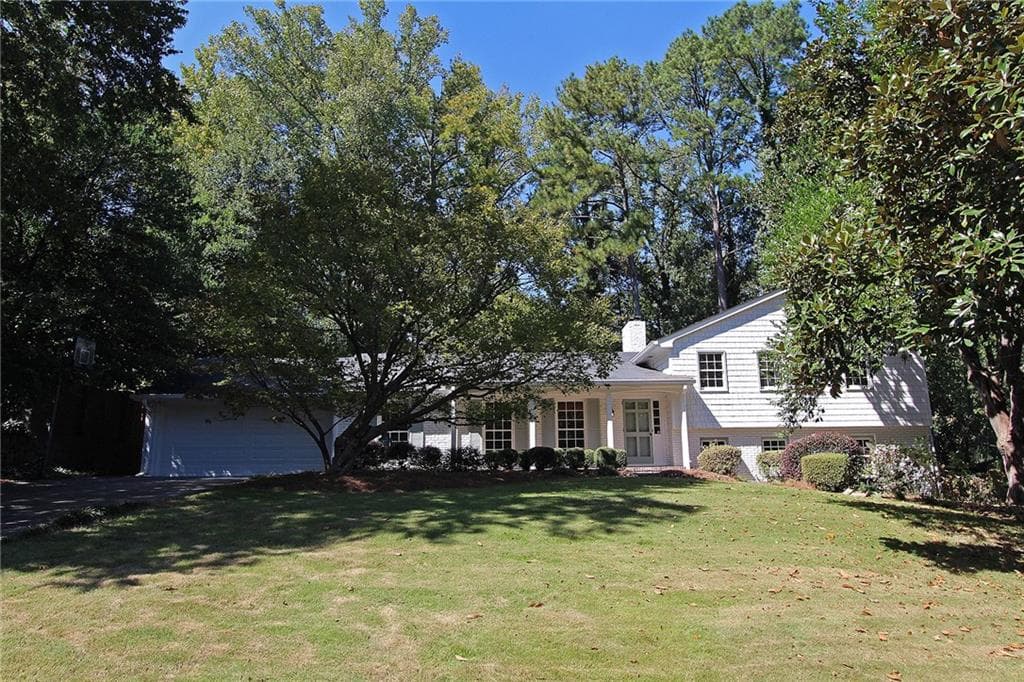 4 bedroom single family residence sold at 2645 Hyde Manor Drive, Atlanta, GA 30327
