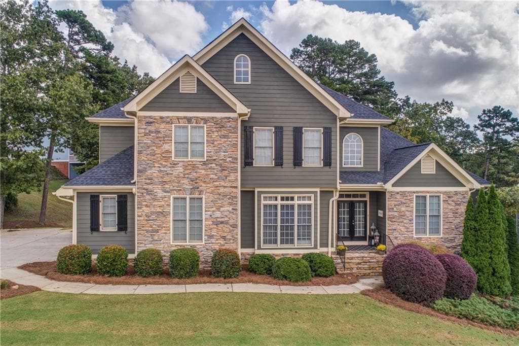 4 bedroom, 4,079 sq ft single family residence sold at 203 Crescent Moon Way, Canton, GA 30114