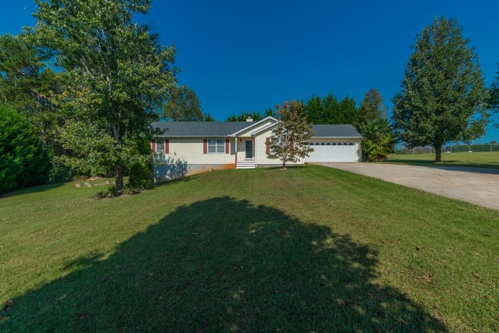 6636 QUINCY Drive, Flowery Branch, GA 30542 — most recent listing photo