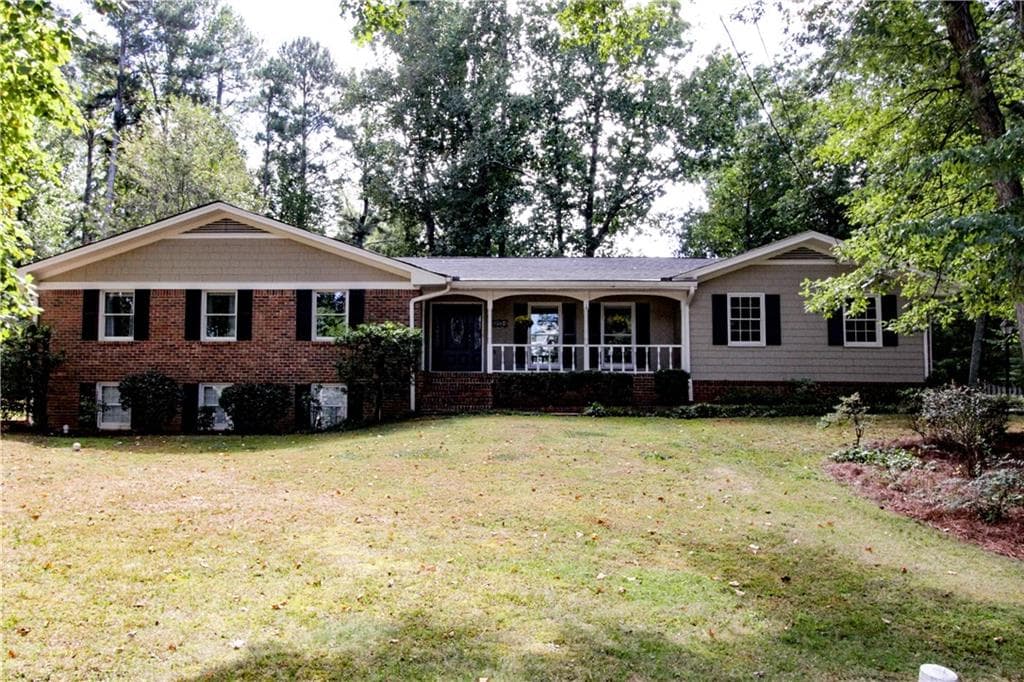 1471 Vernon North Drive, Dunwoody, GA 30338 — most recent listing photo