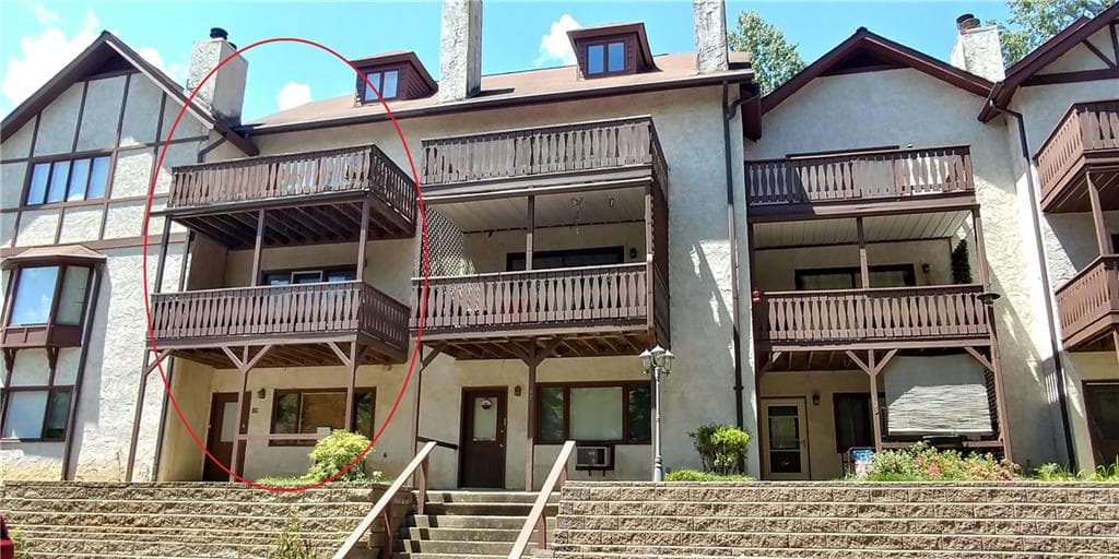 327 Brucken Strasse 109 A&B, Helen, GA 30545 — most recent listing photo
