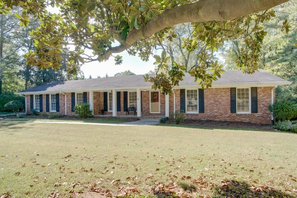 4 bedroom, 1,944 sq ft single family residence sold at 2649 Sunrise Drive, Atlanta, GA 30345