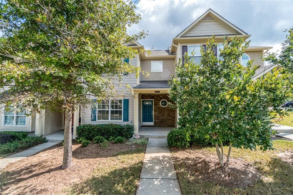 3 bedroom, 2,192 sq ft townhouse sold at 2445 Suwanee Pointe Drive, Lawrenceville, GA 30043