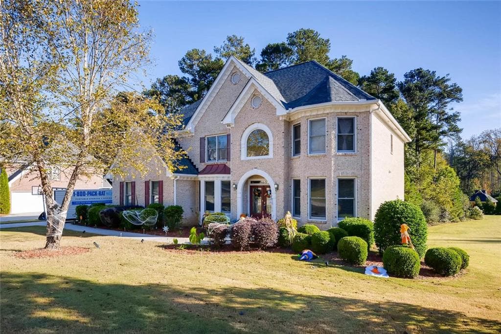 6 bedroom, 5,026 sq ft single family residence sold at 2996 Cadbury Court, Snellville, GA 30039