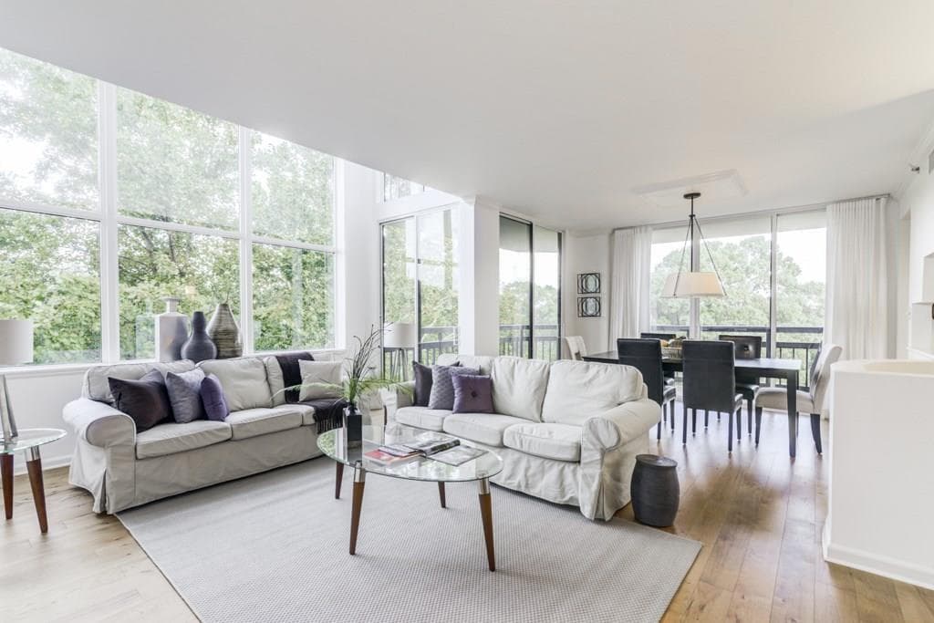3 bedroom, 2,214 sq ft condominium sold at 1130 Piedmont Avenue 914, Atlanta, GA 30309