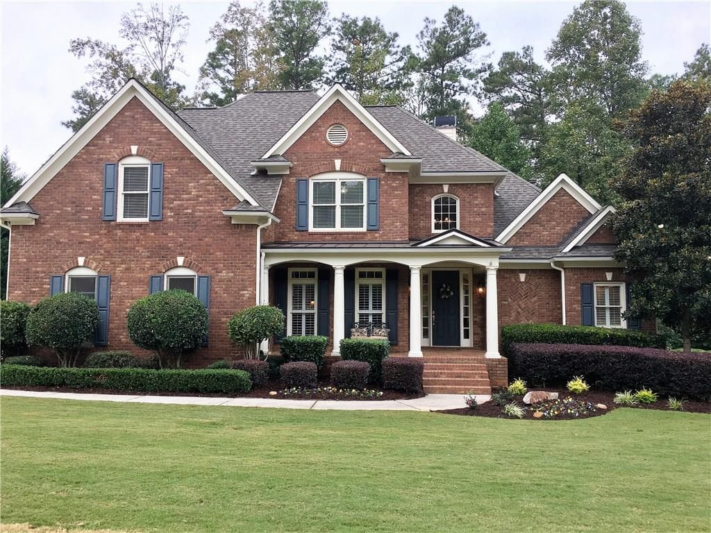 5 bedroom, 4,240 sq ft single family residence sold at 228 Cedarhurst Drive, Canton, GA 30115