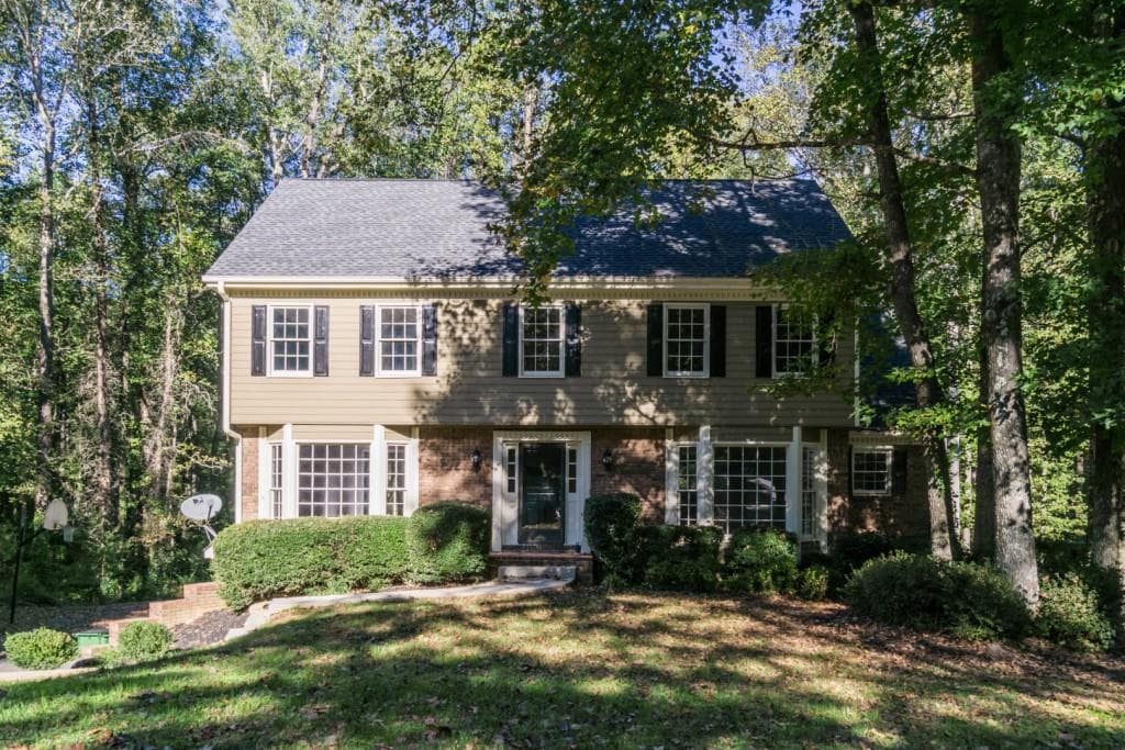 4 bedroom, 3,036 sq ft single family residence sold at 2293 Woodsfield Lane, Marietta, GA 30062