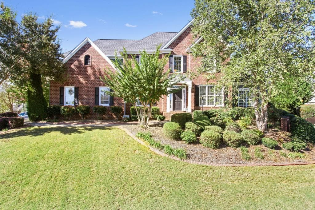 5 bedroom, 3,920 sq ft single family residence sold at 900 Gold Ridge Court, Canton, GA 30114