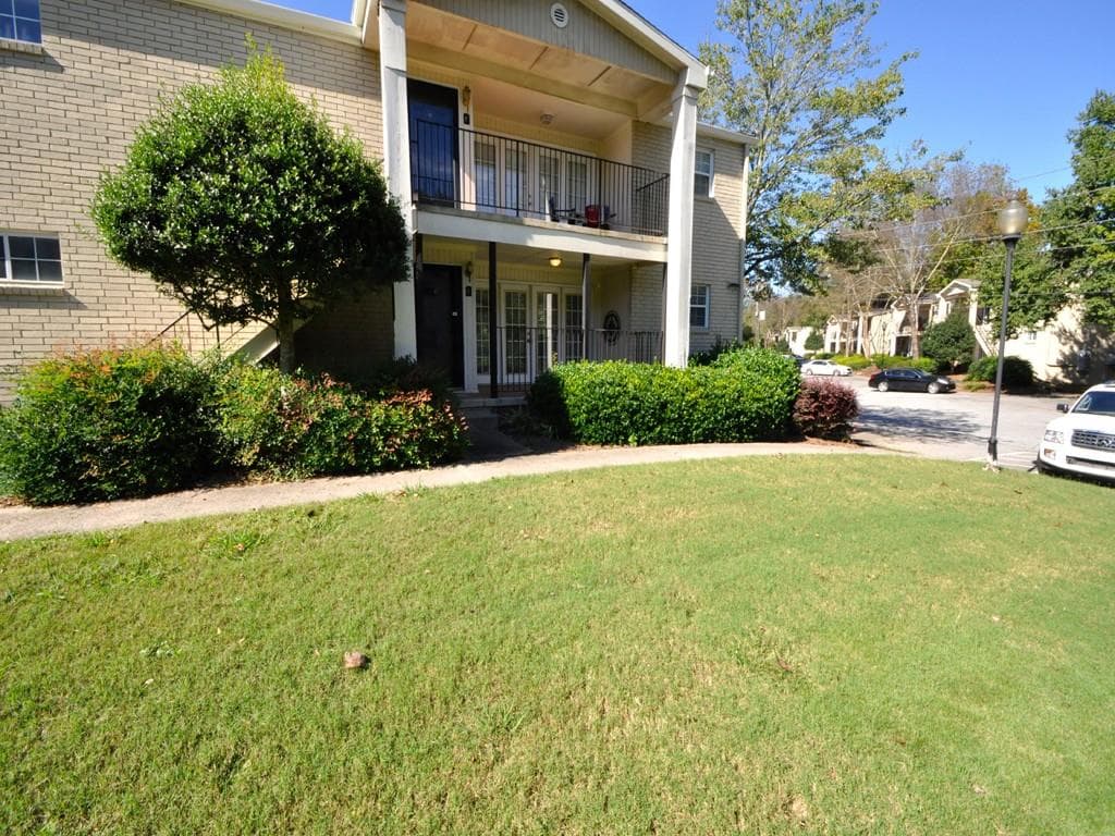 311 Peachtree Hills Avenue 14E, Atlanta, GA 30326 — most recent listing photo