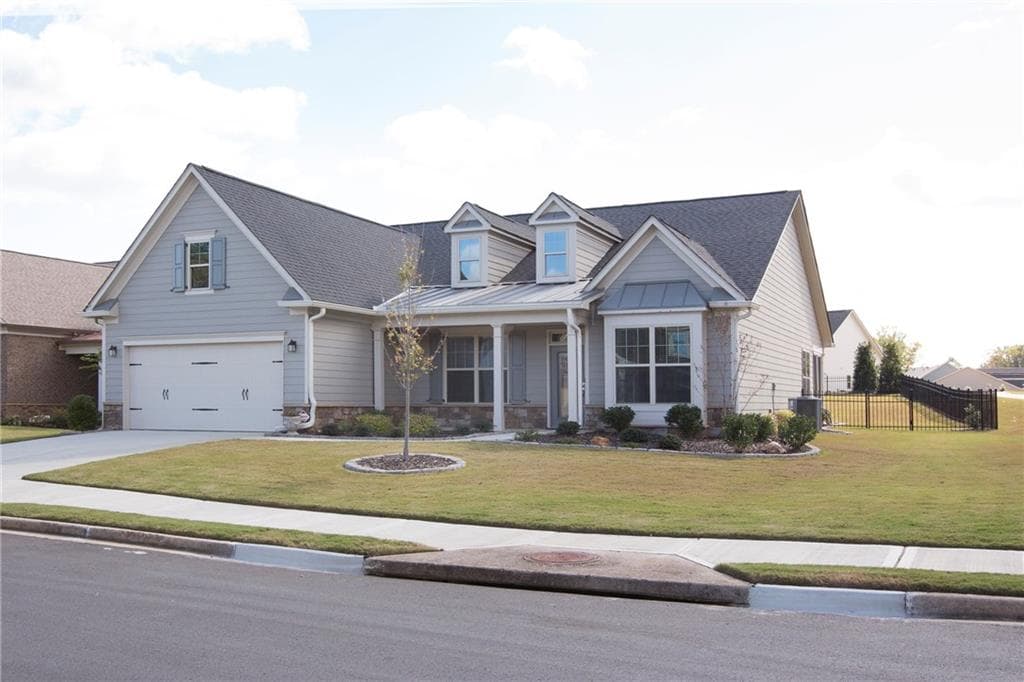 2 bedroom, 2,091 sq ft single family residence sold at 200 Woodridge Terrace, Canton, GA 30114