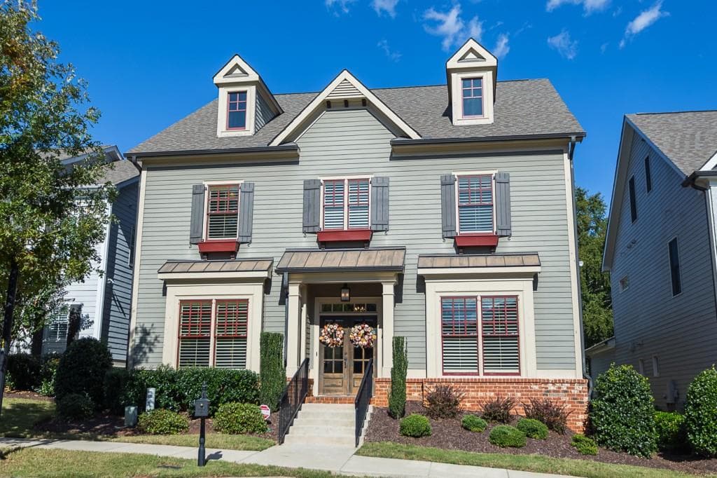 6 bedroom, 3,728 sq ft single family residence sold at 672 Dunbrody Drive, Milton, GA 30004