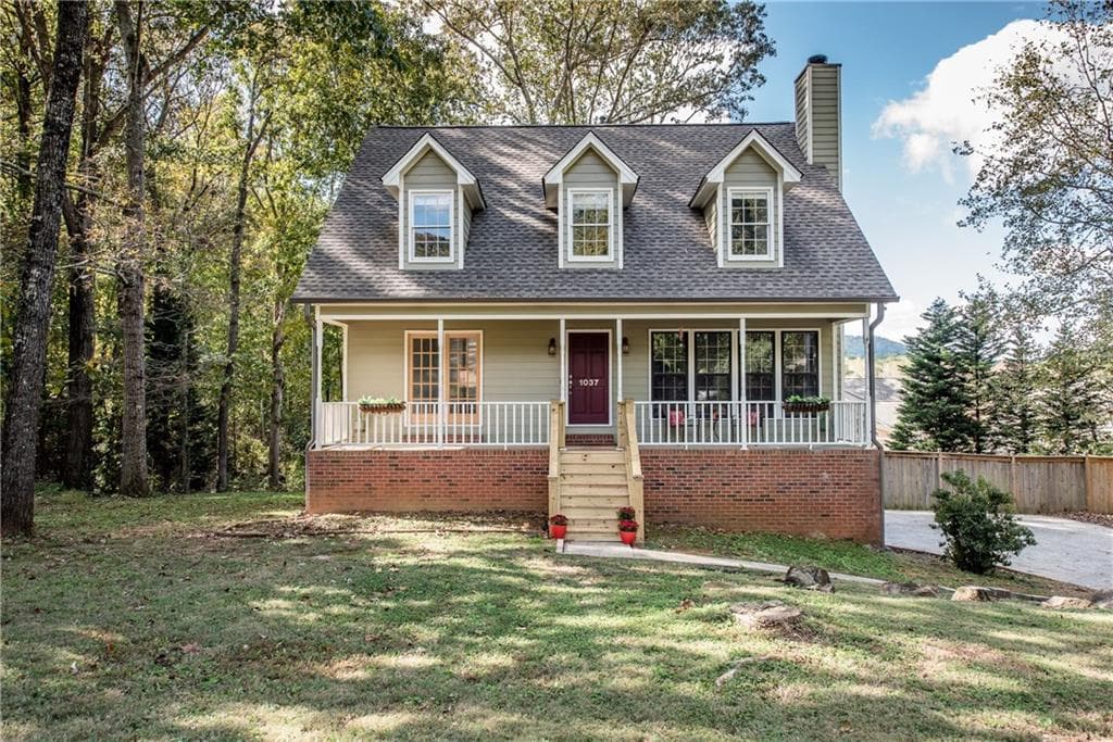 4 bedroom, 1,924 sq ft single family residence sold at 1037 Knotts Pointe Drive, Woodstock, GA 30188