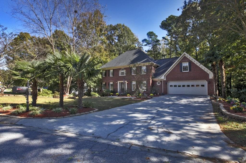 5 bedroom, 4,460 sq ft single family residence sold at 301 Larkshyre Trail, Lawrenceville, GA 30043