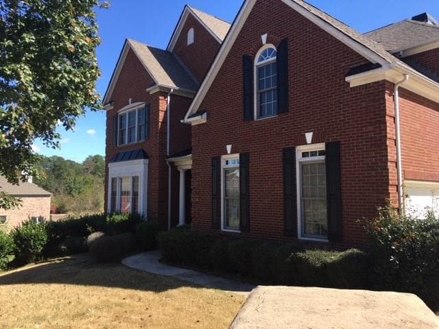 5 bedroom, 4,153 sq ft single family residence sold at 911 Masters Walk, Stone Mountain, GA 30087