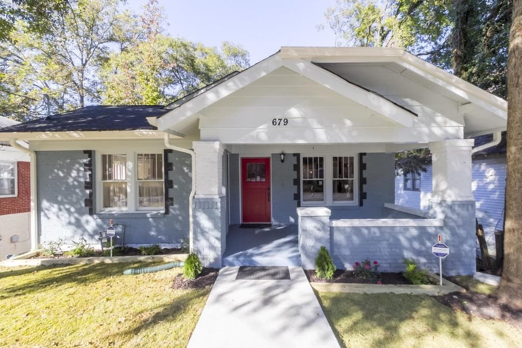 4 bedroom, 2,700 sq ft single family residence sold at 679 Lexington Avenue, Atlanta, GA 30310