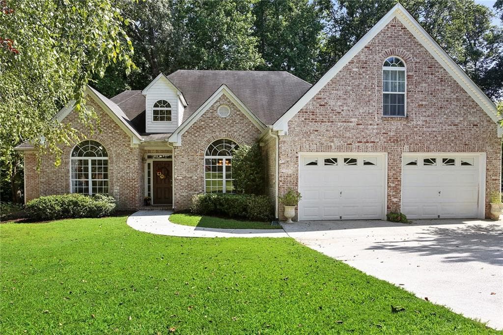 3 bedroom, 3,090 sq ft single family residence sold at 4039 Heritage Crossing Point, Powder Springs, GA 30127