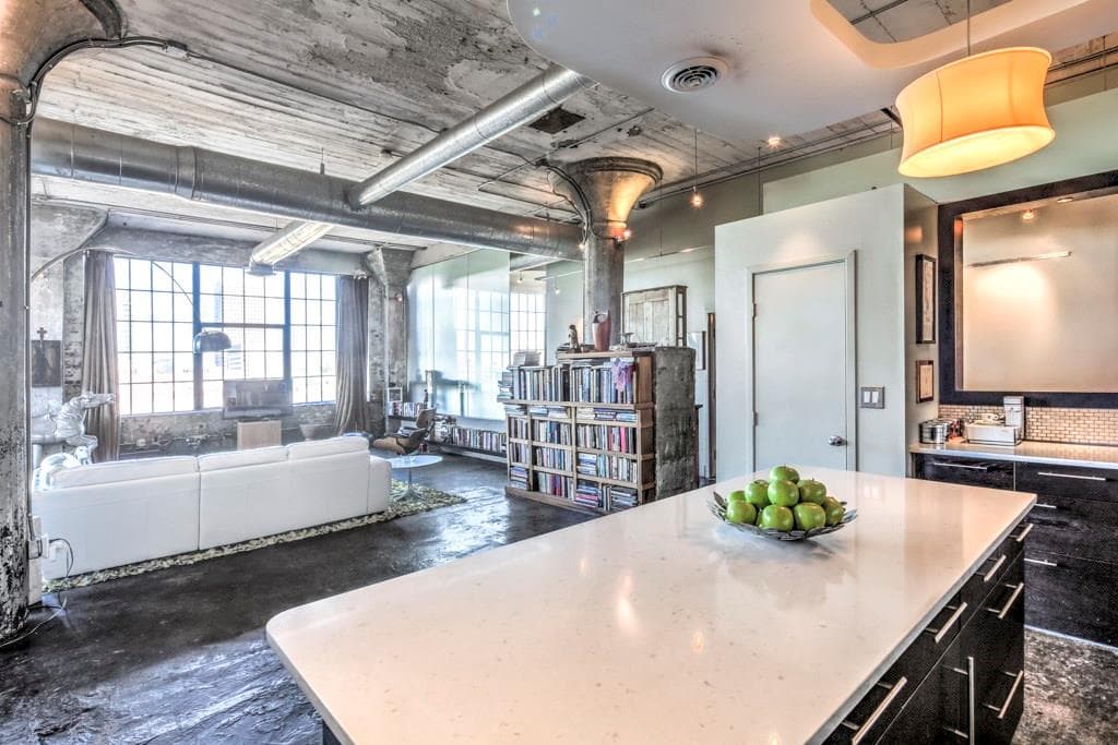 2 bedroom, 1,838 sq ft condominium sold at 434 Marietta Street 303, Atlanta, GA 30313
