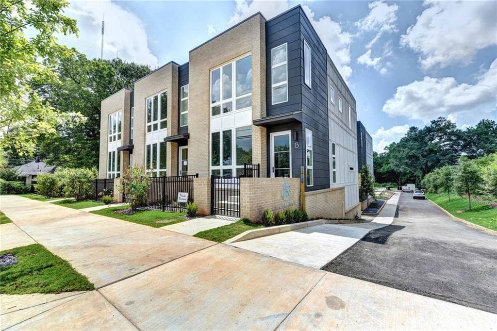 3 bedroom, 2,124 sq ft townhouse sold at 1463 La France Street 5, Atlanta, GA 30307