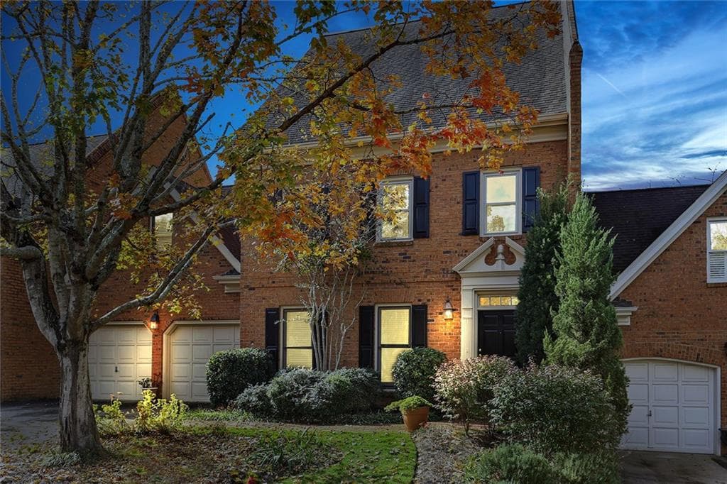 3 bedroom, 2,358 sq ft townhouse sold at 1253 Fairfield, Dunwoody, GA 30338