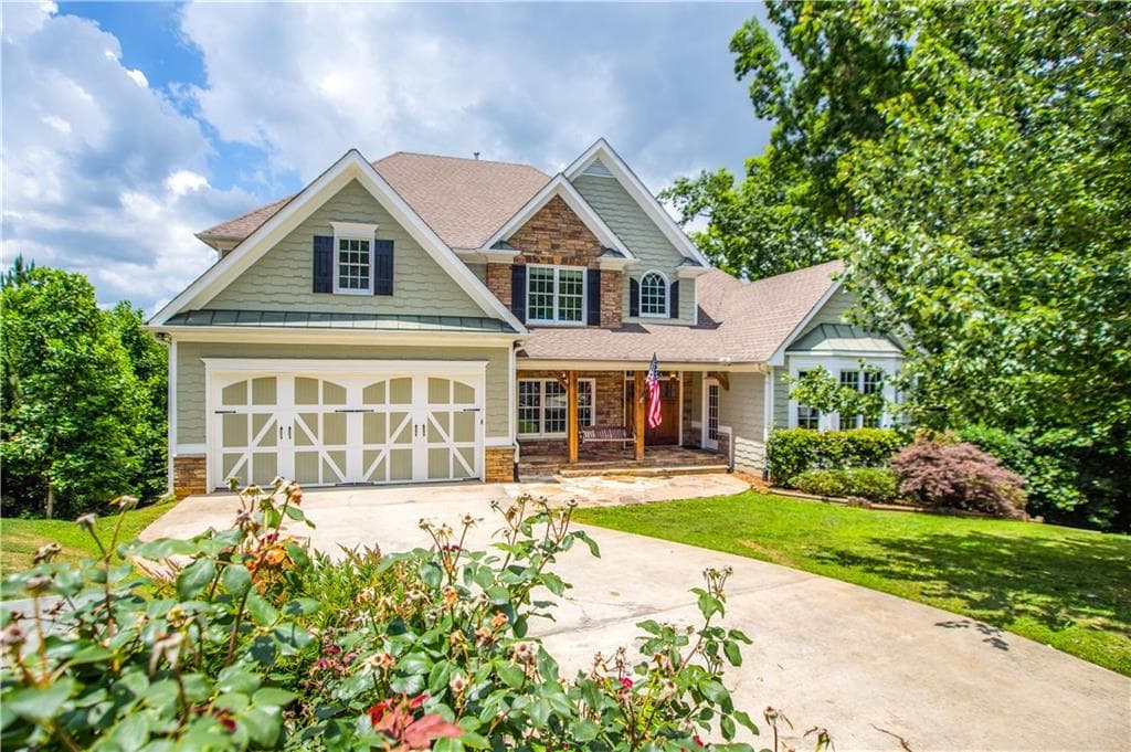7 bedroom, 5,068 sq ft single family residence sold at 6865 N Creekside Point, Cumming, GA 30041