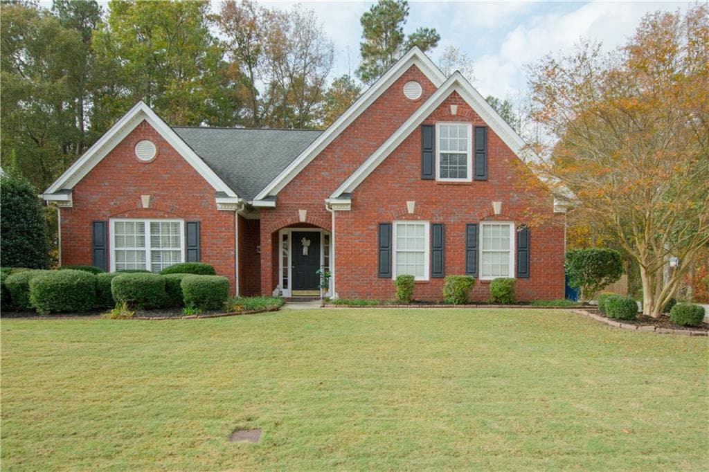 4 bedroom, 2,310 sq ft single family residence sold at 2218 Saint Albans Place, Buford, GA 30519