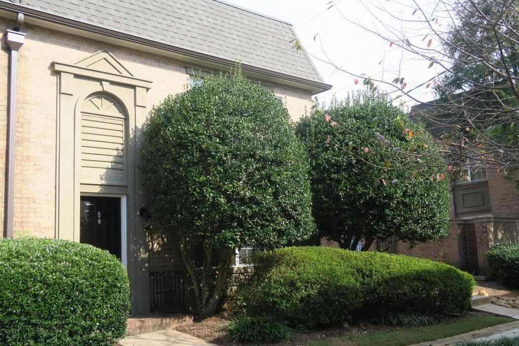 3 bedroom, 1,632 sq ft townhouse sold at 6980 Roswell Road F8, Sandy Springs, GA 30328