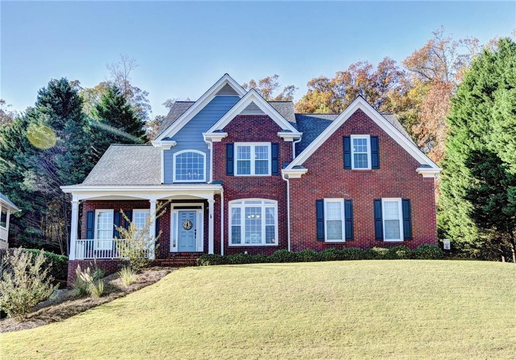 5 bedroom, 4,158 sq ft single family residence sold at 3850 Mantle Ridge Drive, Cumming, GA 30041