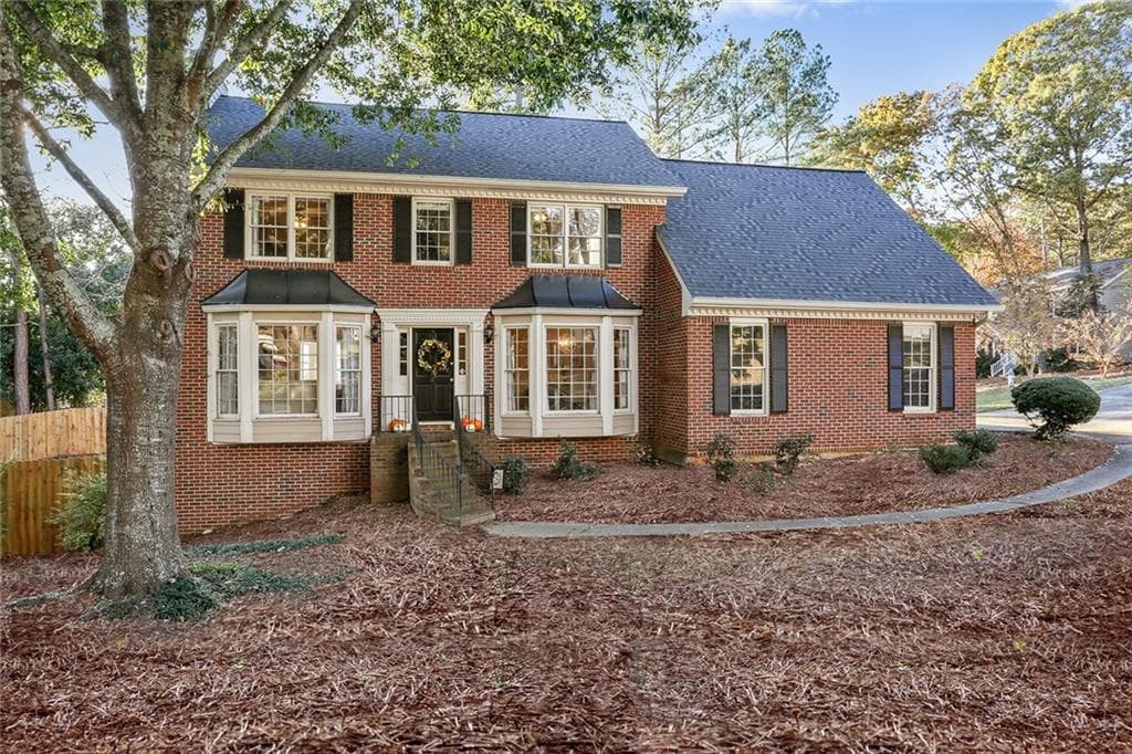 4 bedroom, 2,160 sq ft single family residence sold at 145 Spring Ridge Trace, Roswell, GA 30076