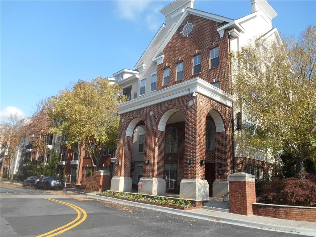 3 bedroom, 1,418 sq ft condominium sold at 1850 Cotillion Drive 3216, Dunwoody, GA 30338