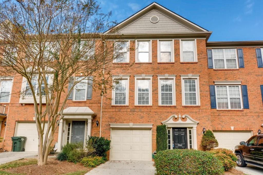 3 bedroom, 1,963 sq ft townhouse sold at 2363 Towneview Court, Atlanta, GA 30339