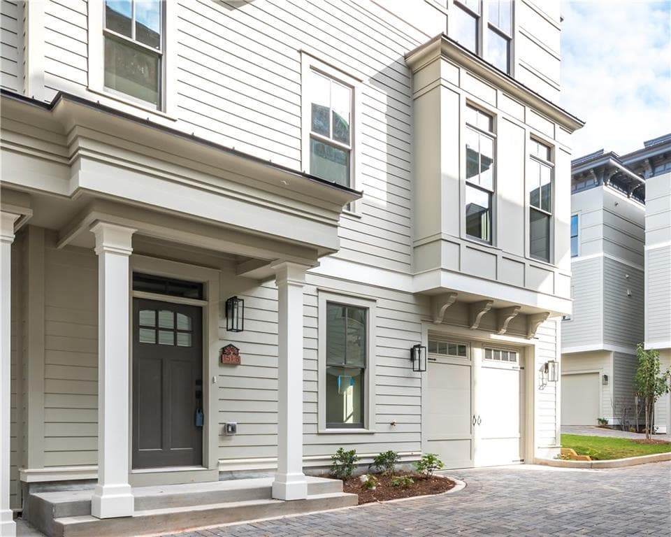 151 Flat Shoals Road 13, Atlanta, GA 30316 — most recent listing photo