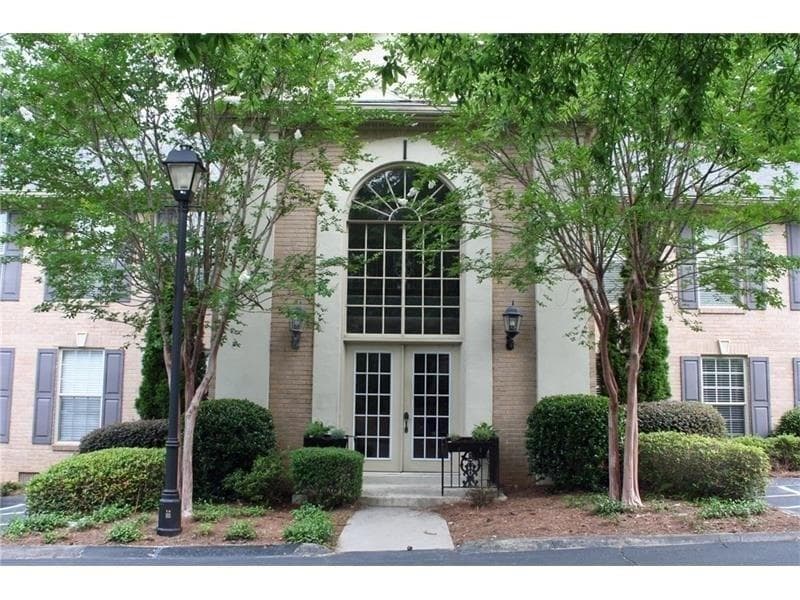 3 bedroom, 1,812 sq ft condominium sold at 750 Dalrymple Road I1, Atlanta, GA 30328