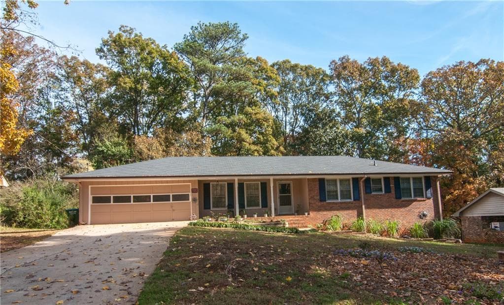1706 Corinth Circle, Stone Mountain, GA 30087 — most recent listing photo