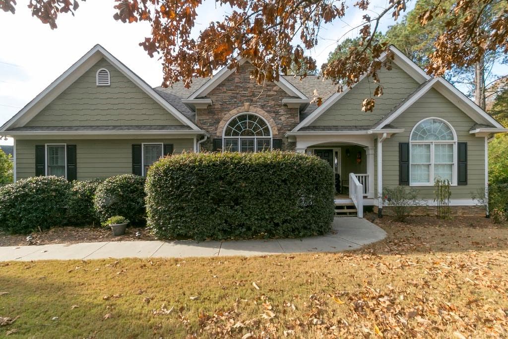 200 Sweetbriar Lane, Canton, GA 30115 — most recent listing photo